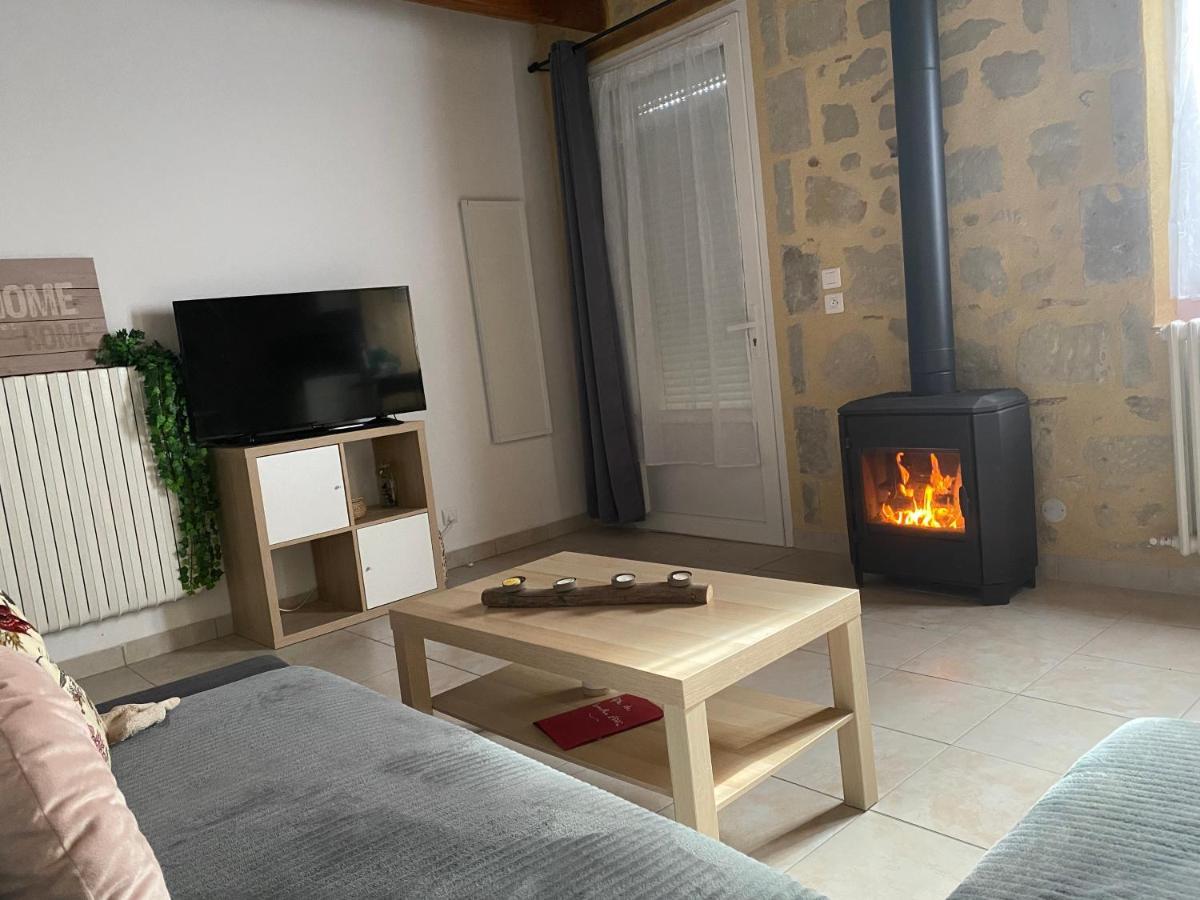 Petit gîte à Lamothe d’Alès Lavergne  Extérieur photo